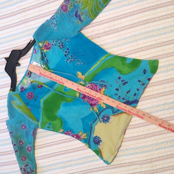 🌼Colorful Woman's Shirt - Picture 5 of 7